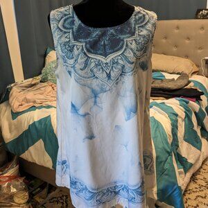 Blue & White Mandala Print Sleeveless Blouse – Size Large